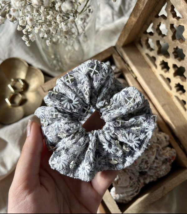 Buy Women's Scrunchies | Trendy Hair Accessories